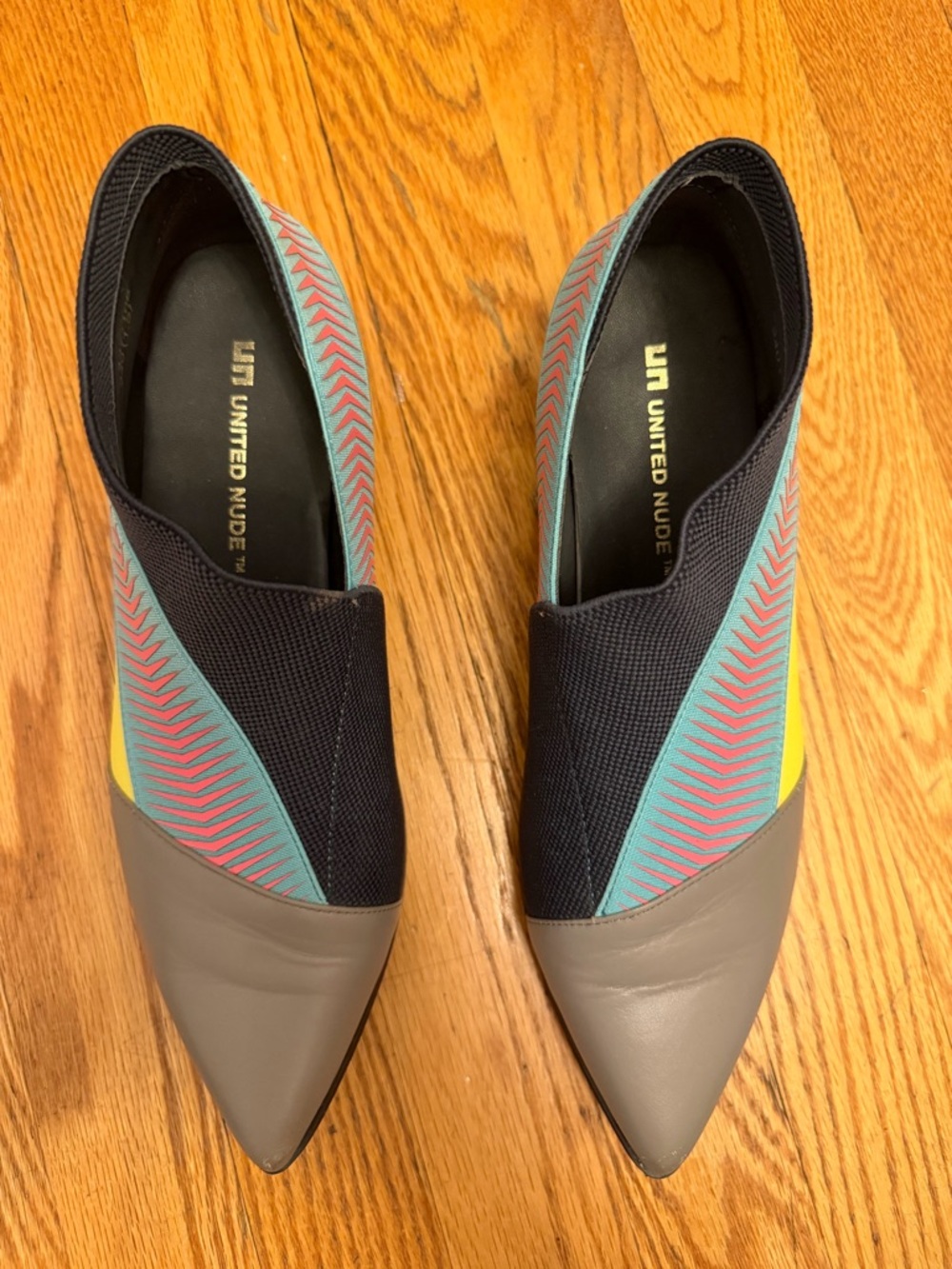 United Nude Peek Pump Lo Flats Pointed Toe Colorblock Graphic Slip-On EU 38